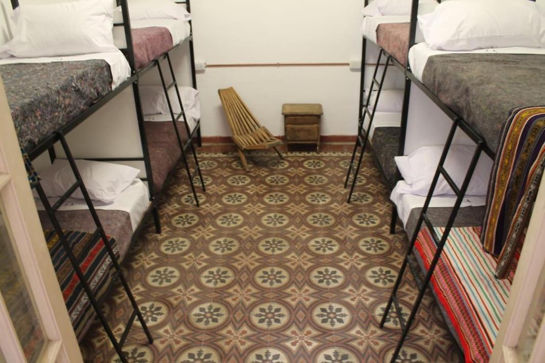 Casa Artigas Hostel Córdoba Exteriör bild